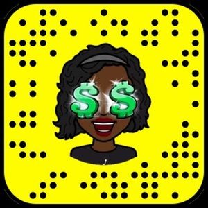 Meet your Posher, Felicia